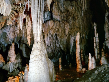Σπηλιά Yagodinska