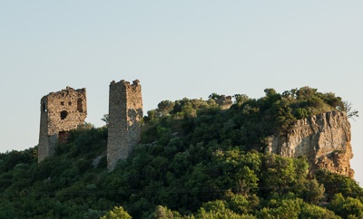 Μεσαιωνικές οχυρώσεις Άβαντα