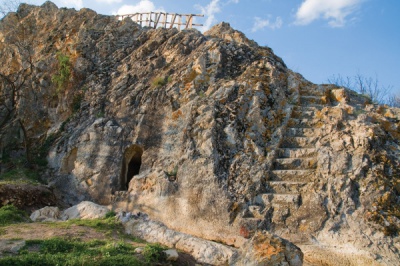 Thracian Sanctuary Gluhite Kamani